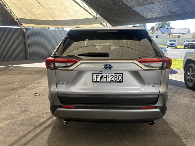 2020 Toyota Rav4 Hybrid - Image 5