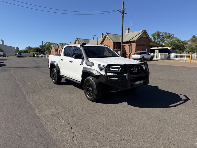 2023 Toyota Hilux