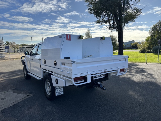 2021 NISSAN NAVARA - Image 13