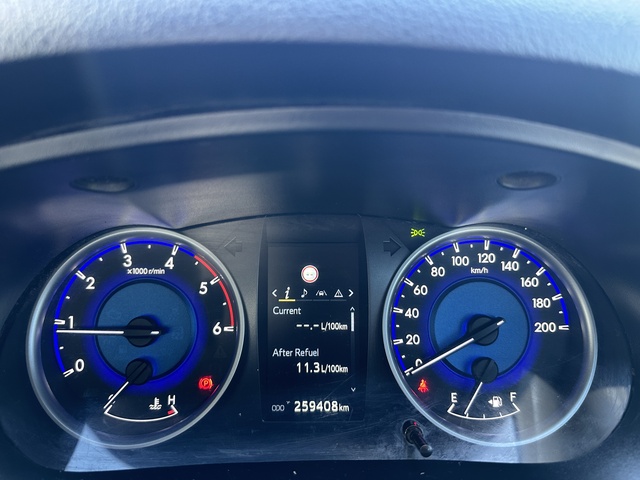 2019 Toyota Hilux - Image 7