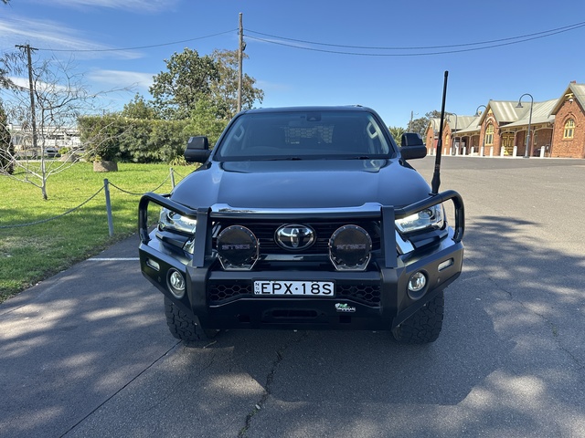 2021 Toyota Hilux - Image 9