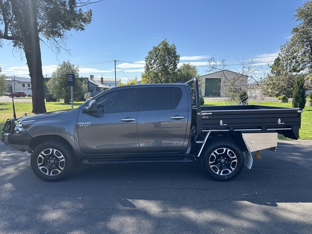 2021 Toyota Hilux - Image 13