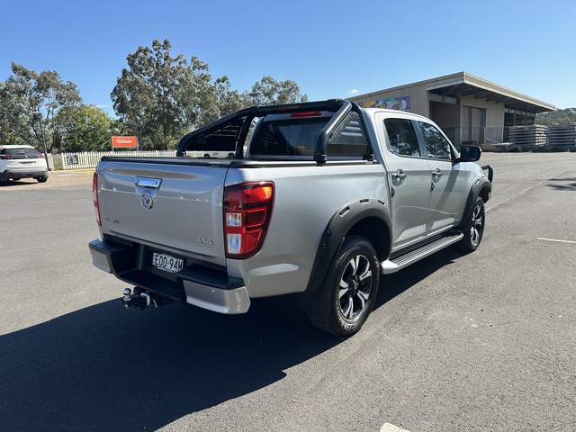 MAZDA BT-50 - Image 11