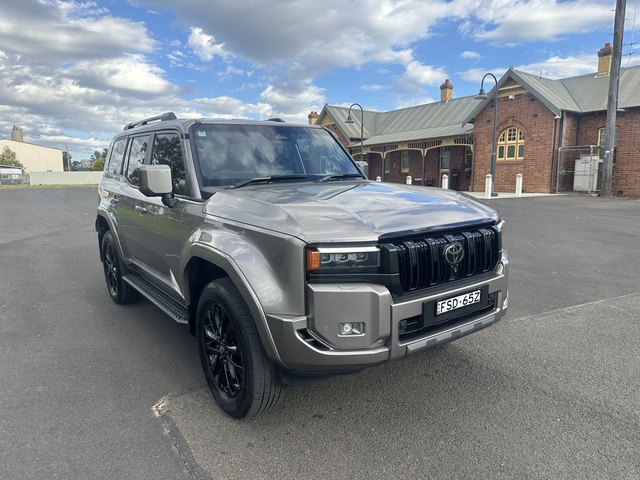 2024 Toyota Prado