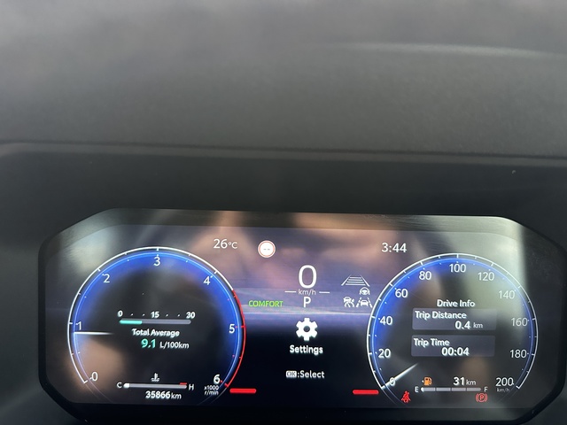 2024 Toyota Prado - Image 6